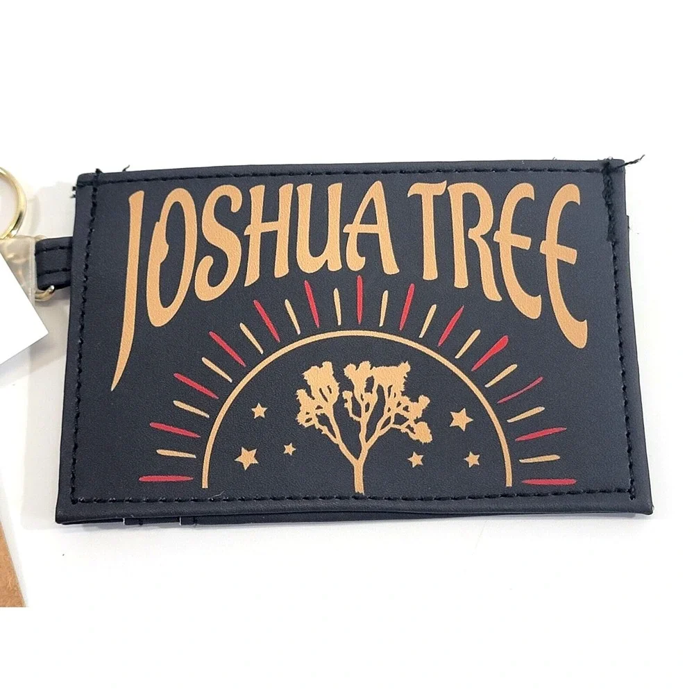 Mad Engine Smokey The Bear Joshua Tree PVC Keychain Wallet Card‎ Holder NEW